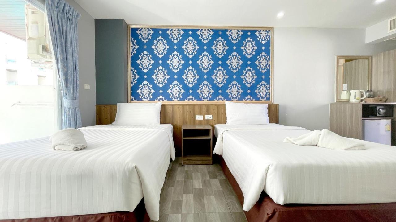 Dragon Beach Resort , Jomtien Beach Pattaya Exterior photo