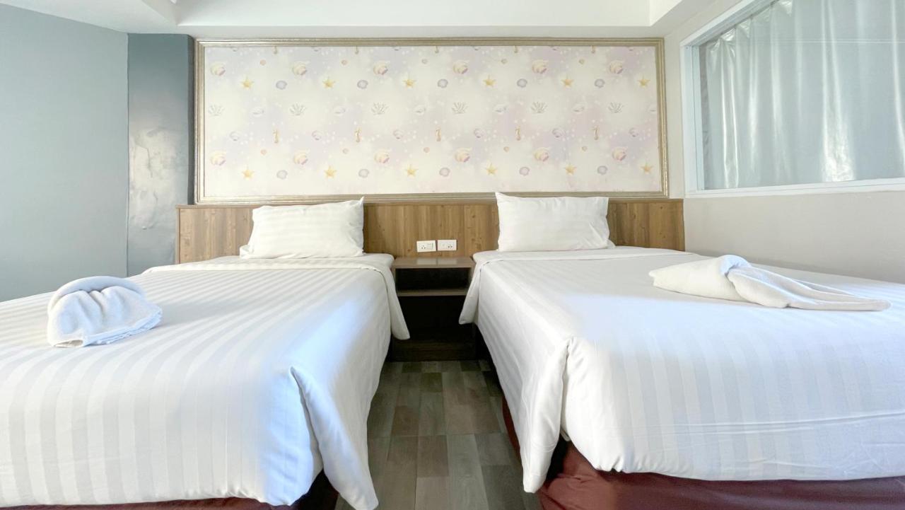 Dragon Beach Resort , Jomtien Beach Pattaya Exterior photo