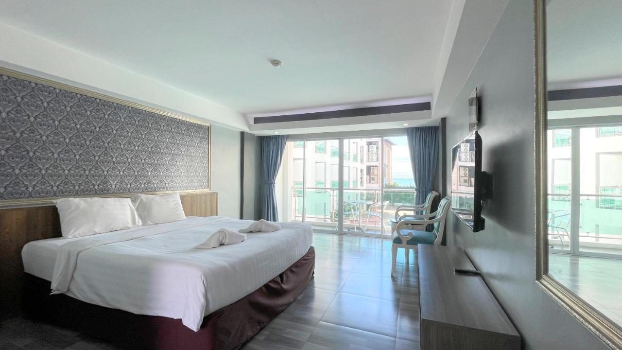 Dragon Beach Resort , Jomtien Beach Pattaya Exterior photo