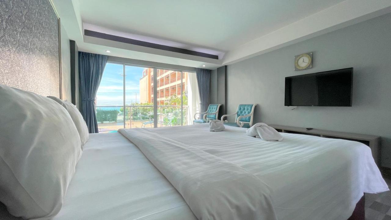 Dragon Beach Resort , Jomtien Beach Pattaya Exterior photo