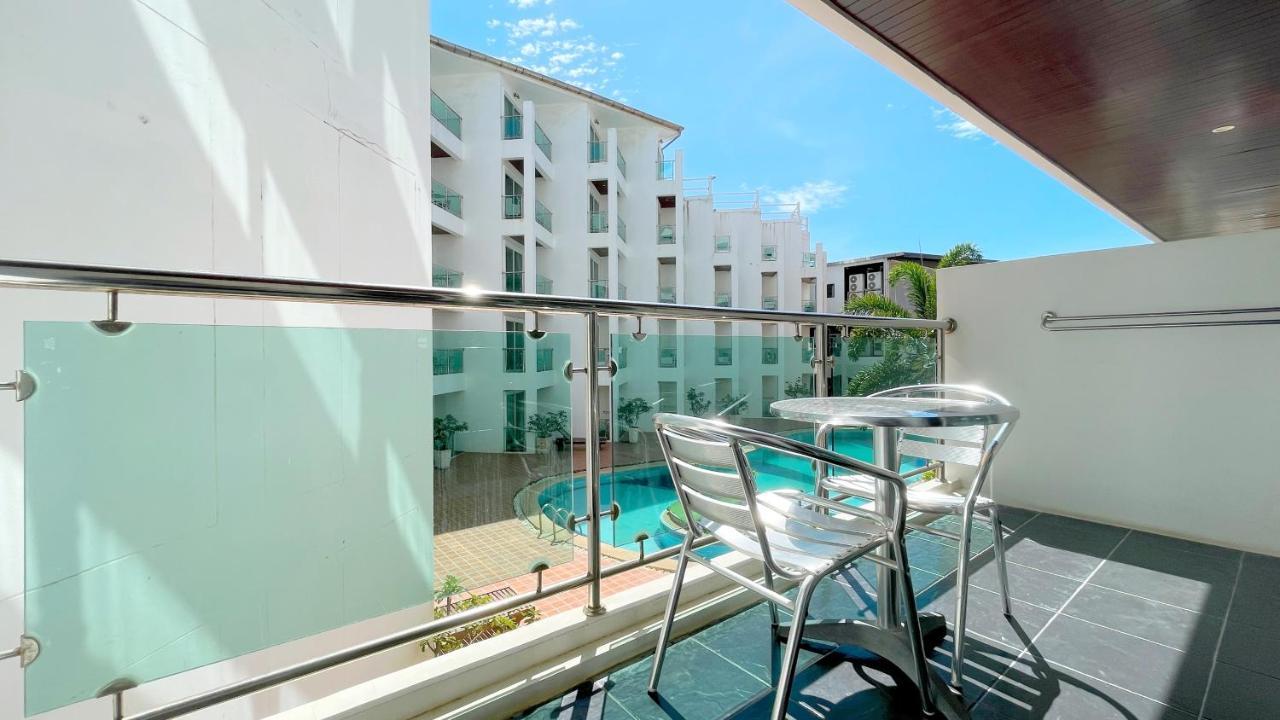 Dragon Beach Resort , Jomtien Beach Pattaya Exterior photo