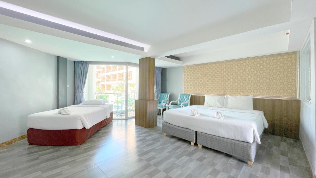 Dragon Beach Resort , Jomtien Beach Pattaya Exterior photo