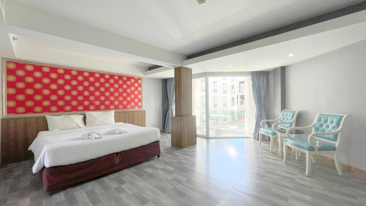 Dragon Beach Resort , Jomtien Beach Pattaya Exterior photo